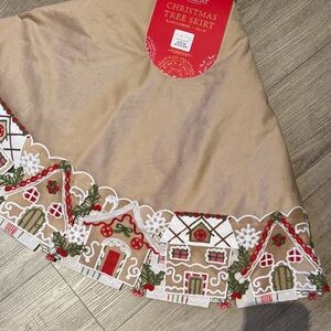 Envogue Holiday Collection Tan Velvet Christmas Tree Skirt